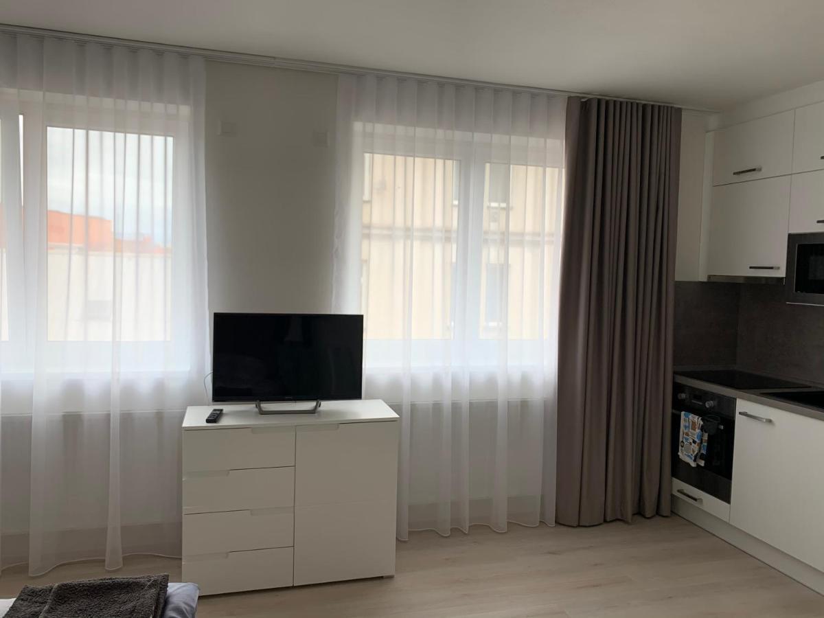 Modern Apartment In The City Center Plzeň Exterior foto